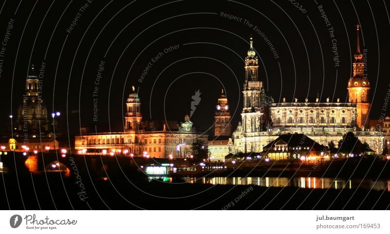 Dresden bei Nacht Farbfoto Außenaufnahme Menschenleer Kunstlicht Licht Langzeitbelichtung Panorama (Aussicht) Ferien & Urlaub & Reisen Tourismus Ausflug