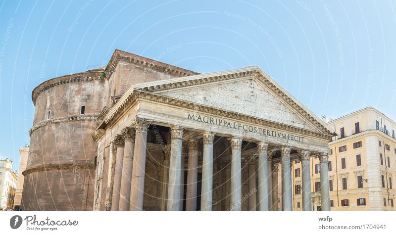 Pantheon in Rom mit blauem Himmel Tourismus Architektur historisch Blauer Himmel La Rotonda Antike geschichte Italien reisen römisch Hadrian Kuppeldach