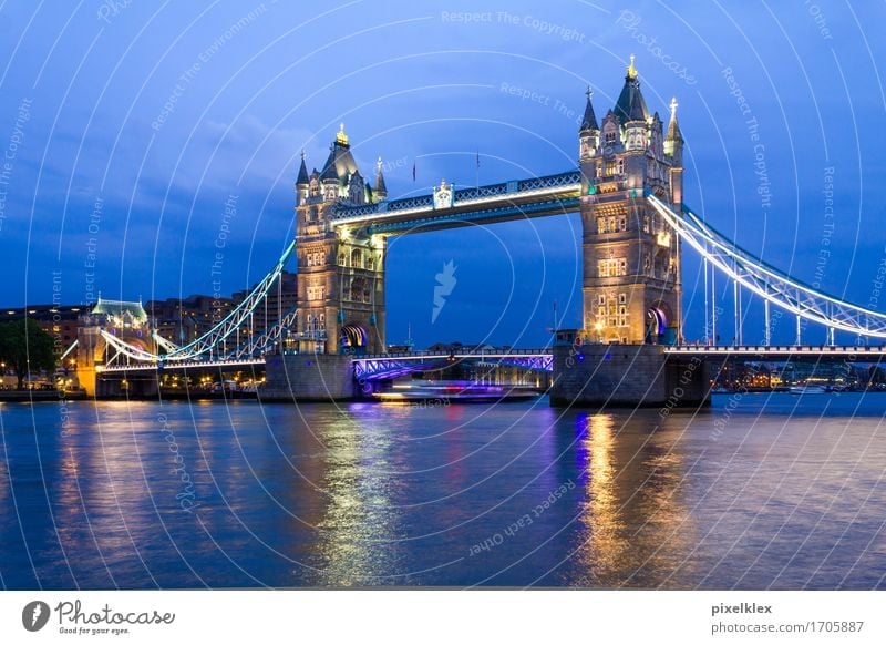 Tower Bridge, London Ferien & Urlaub & Reisen Tourismus Sightseeing Städtereise Nachtleben Wasser Fluss Themse Großbritannien England Stadt Hauptstadt