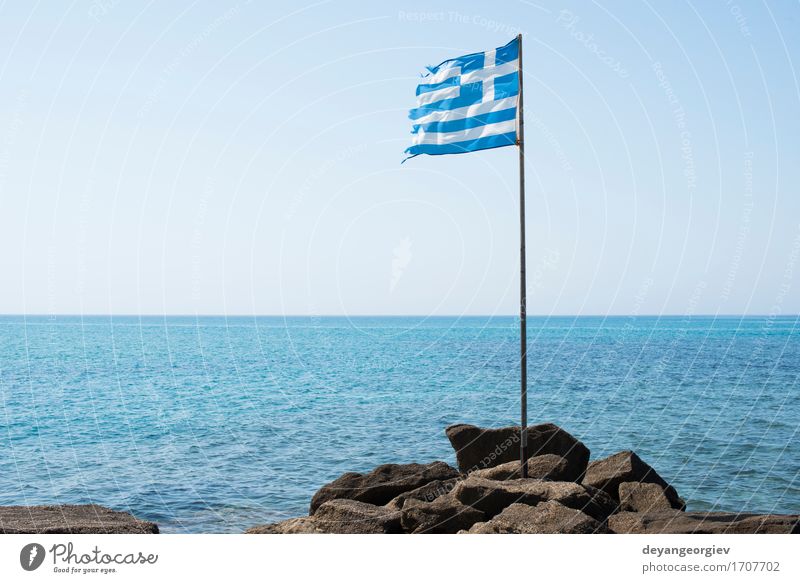 https://www.photocase.de/fotos/1707702-griechische-flagge-am-strand-photocase-stock-foto-gross.jpeg