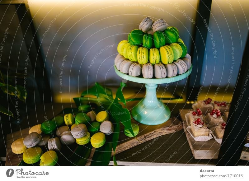 Party Snacks Lebensmittel Kuchen Dessert Süßwaren Makronen Macaron Lifestyle elegant Stil Design Freude harmonisch Freizeit & Hobby Abenteuer Freiheit