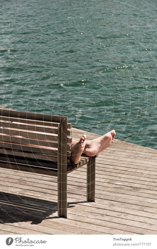 Kopf aus, Füße hoch Sonnenlicht Ferien & Urlaub & Reisen Tourismus Ausflug Ferne Freiheit Sommer Sommerurlaub Sonnenbad Strand Meer Erholung schlafen Sonnenbank