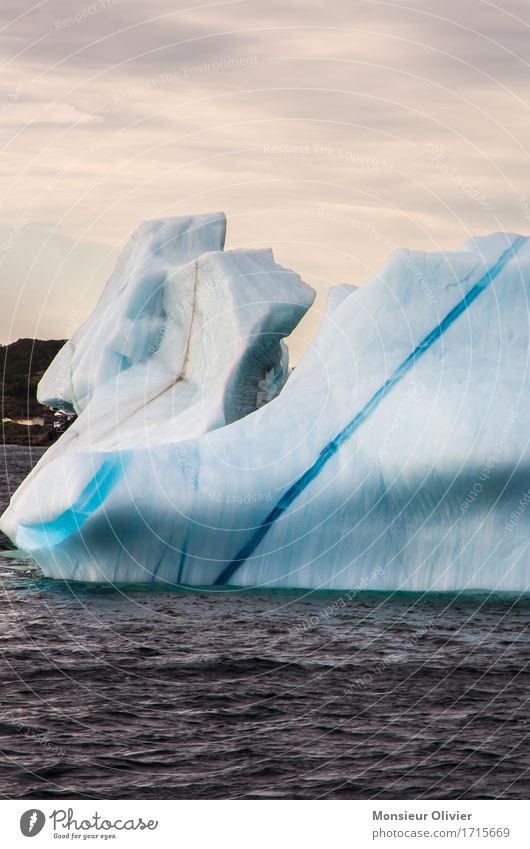 Eisberg, Twillingate Umwelt Natur Landschaft Klima Frost Meer kalt blau Kanada Neufundland Strukturen & Formen Farbfoto Außenaufnahme Menschenleer