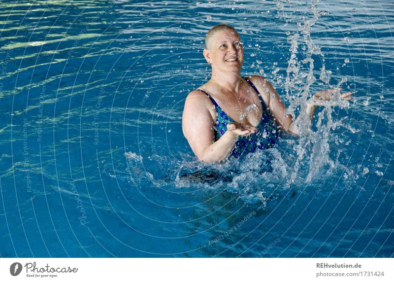 Wasserspaß Gesundheit Gesundheitswesen sportlich Fitness Wellness Leben Wohlgefühl Zufriedenheit Erholung Kur Spa Schwimmbad Schwimmen & Baden Mensch feminin