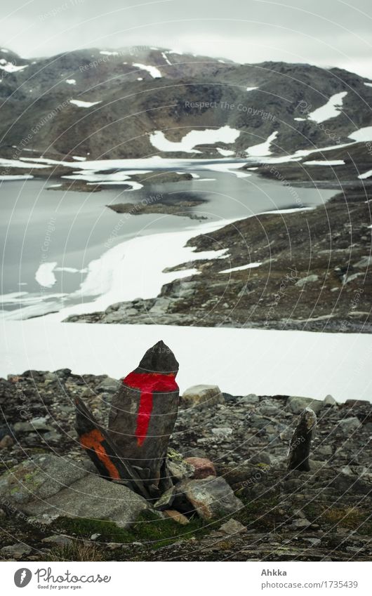 Das Zeichen Klimawandel schlechtes Wetter Eis Frost Schnee Felsen Berge u. Gebirge Seeufer Schriftzeichen Schilder & Markierungen kalt wild grau rot weiß