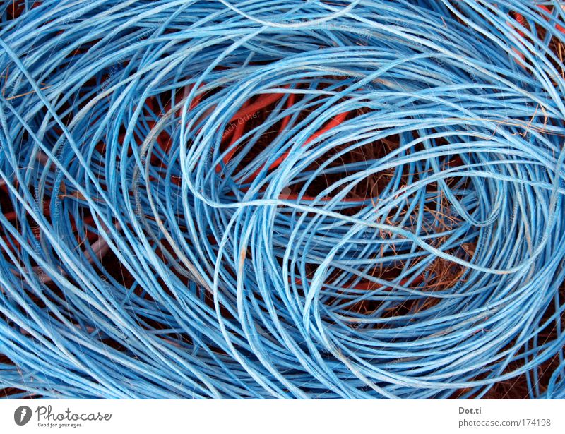 Filament Farbfoto Außenaufnahme Nahaufnahme Strukturen & Formen Menschenleer Seil blau aufrollen abrollen durcheinander verwickelt verschlungen Schnur Fasern