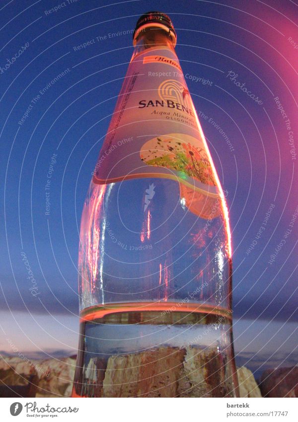 wasserflasche Meer Italien Langzeitbelichtung Dinge Flasche Wasser Himmel