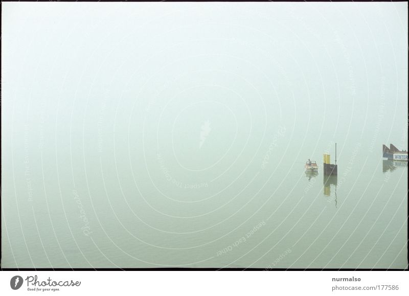 Nebelfischer Farbfoto Morgendämmerung Silhouette Sushi Fisch Karpfen Aal Freizeit & Hobby Angeln Fischer Mensch maskulin 1 Natur Landschaft Wolkenloser Himmel