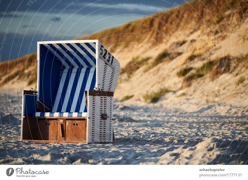Ruh dich aus #1 Ferien & Urlaub & Reisen Tourismus Freiheit Sommer Sommerurlaub Strand Meer Insel Landschaft Himmel Wolken Küste Nordsee Sylt blau braun weiß