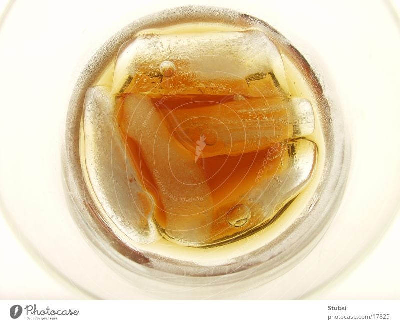 Eiswürfel2 Cola Makroaufnahme Alkohol Vogelperspektive