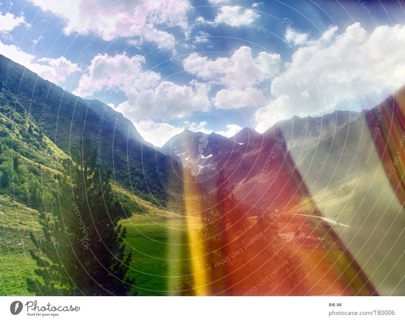 Keine Macht den Drogen! Farbfoto Außenaufnahme Experiment Menschenleer Sommer Alpen Berge u. Gebirge Ferien & Urlaub & Reisen außergewöhnlich Ferne Fröhlichkeit