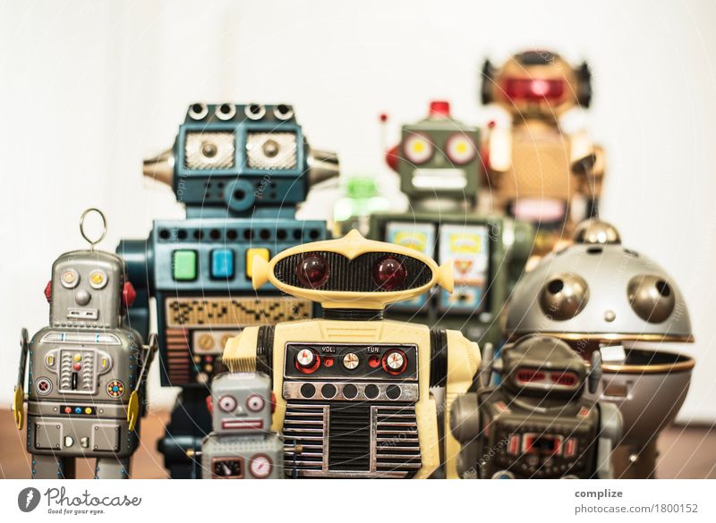 Robbi, Tobbi und das Dings da Metall entdecken Weltall retro Achtziger Jahre Siebziger Jahre Sechziger Jahre Roboter Spielzeug Menschengruppe mehrere Helfer