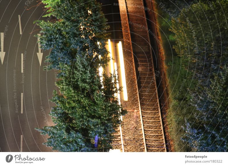artificial light Farbfoto Außenaufnahme Menschenleer Nacht Kunstlicht Licht Langzeitbelichtung Vogelperspektive Ferien & Urlaub & Reisen Ferne