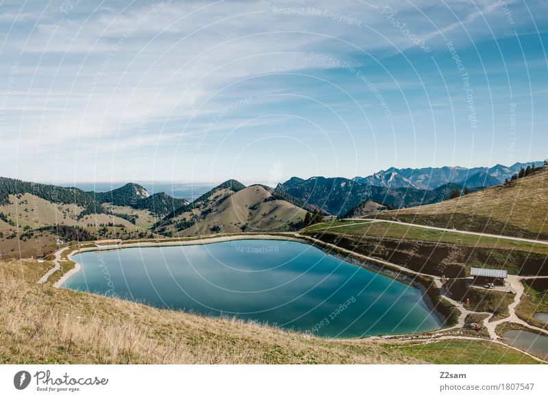 Schönes Wasserloch wandern Umwelt Natur Landschaft Himmel Sommer Schönes Wetter Alpen Berge u. Gebirge See gigantisch natürlich Einsamkeit Erholung Idylle ruhig