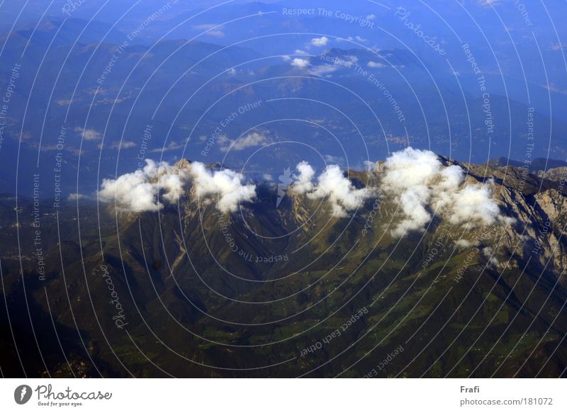 über den Wolken Farbfoto Menschenleer Tag Umwelt Landschaft Himmel Wetter Schönes Wetter Wind