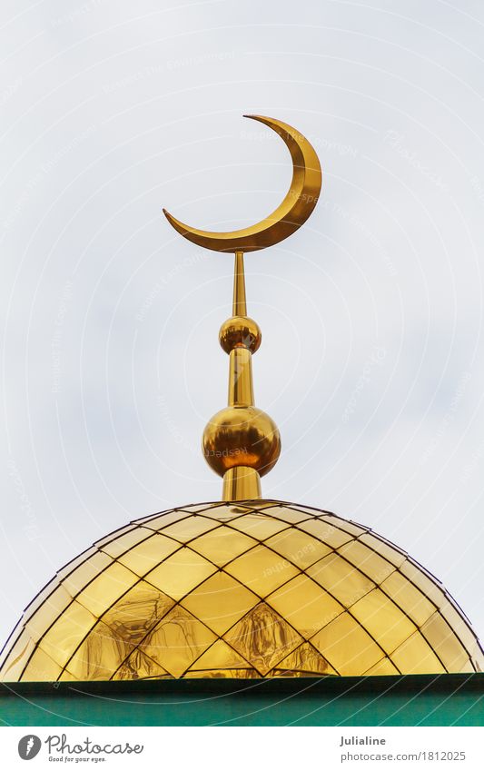 Goldene Kuppel des muslimischen Tempels im mittleren Wolga Stil Ferien & Urlaub & Reisen Mond Kirche Architektur historisch Religion & Glaube Islam gold Dom