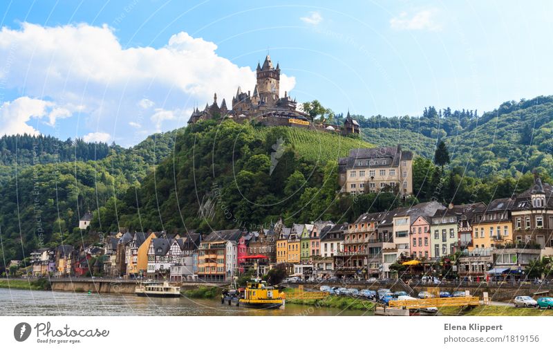 Cochem an der Mosel Deutschland Eifel Rheinland-Pfalz Dorf Kleinstadt Stadt Altstadt bevölkert Burg oder Schloss Turm Bauwerk Gebäude Architektur