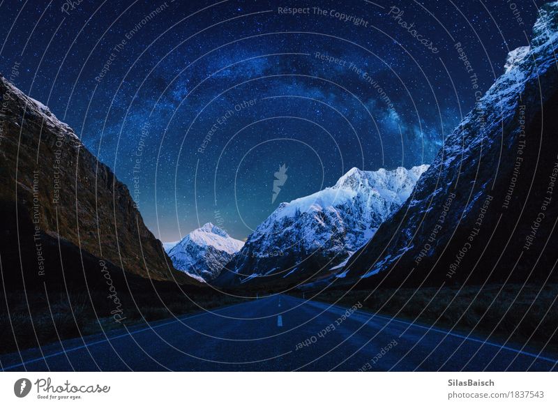 Milchstraße Natur Landschaft Nachthimmel Stern Felsen Berge u. Gebirge Schneebedeckte Gipfel Gletscher Schlucht ästhetisch frei Fröhlichkeit groß schön Stimmung