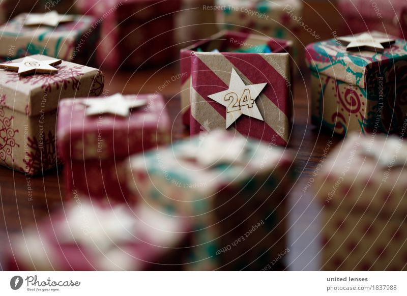 AKCGDR# Bescherung II Kunst Kunstwerk ästhetisch Geschenk Paket 24 Weihnachten & Advent Stern viele mehrfarbig Farbfoto Innenaufnahme Studioaufnahme Nahaufnahme