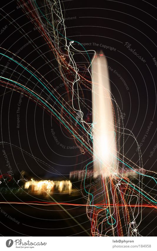 Washington Monument @ night Washington DC USA Hauptstadt Menschenleer Turm Bauwerk Gebäude Sehenswürdigkeit Wahrzeichen Denkmal Bewegung innovativ Farbfoto