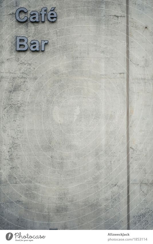 Beton Café / Bar Mauer Wand Schriftzeichen grau Stadt Beschriftung Schilder & Markierungen Farbfoto Außenaufnahme Menschenleer Tag