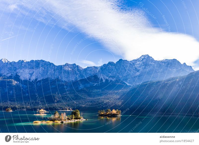 eibsee Natur Landschaft Schönes Wetter Alpen Berge u. Gebirge Gipfel See Eibsee ästhetisch gigantisch schön blau Zugspitze grainau Farbfoto Außenaufnahme Tag