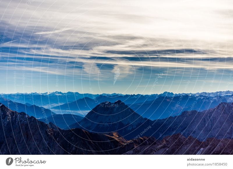 Alpen Natur Landschaft Himmel Schönes Wetter Berge u. Gebirge Gipfel Schneebedeckte Gipfel Gefühle Zufriedenheit Lebensfreude Begeisterung achtsam Gelassenheit