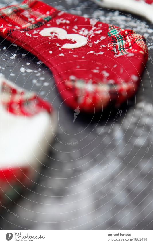 AKCGDR# Weihnachten 3 Kunst Kunstwerk ästhetisch Strümpfe Weihnachten & Advent Schnee rot Kalender Adventskalender Farbfoto mehrfarbig Innenaufnahme