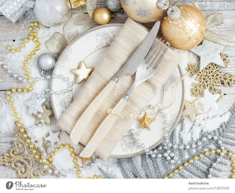 Silber und golden Christmas Table Setting Teller Besteck Messer Gabel Dekoration & Verzierung Tisch grau silber Kugel Pastell Gast Weihnachten dekorieren