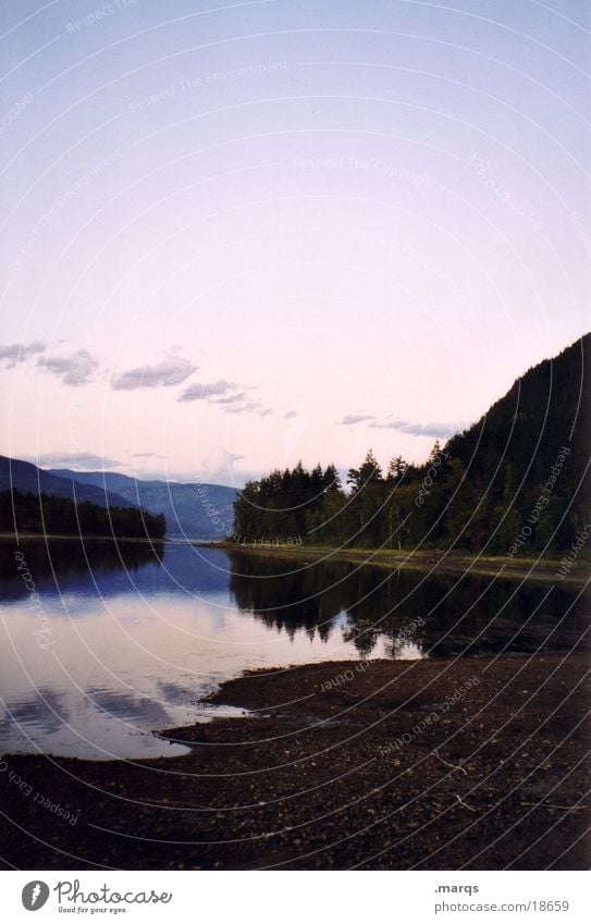 Abendstimmung Dämmerung Wald See Reflexion & Spiegelung dunkel Kanada violett schwarz Himmel Klarheit marqs