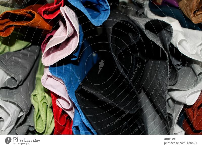 Bunt- vs. Schwarz-Weiß Wäsche Stil Design Schlafzimmer Bekleidung Arbeitsbekleidung Hemd Anzug Stoff Duft blau mehrfarbig grau grün rosa rot schwarz weiß