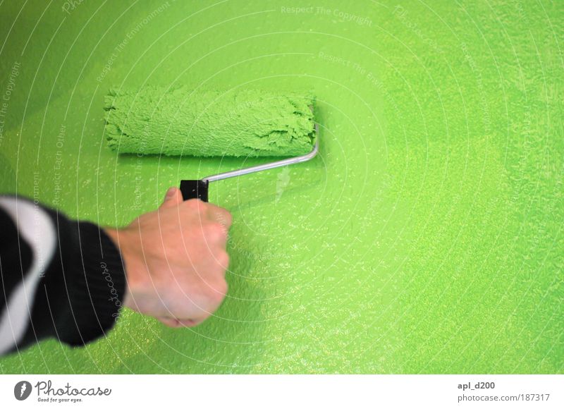 Hoffnung Mensch maskulin Arme Hand 1 Haus Mauer Wand streichen ästhetisch authentisch Wärme grün schwarz weiß Freude Glück Fröhlichkeit Stress Bewegung Farbfoto