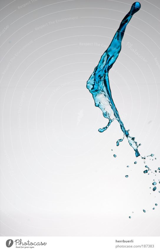 Wasser Spritzer Lifestyle Design Freiheit spritzen zyan Fleck Drink Dynamik abstrakt Zufall freierfall studiowasser parfum Flüssigkeit ästhetisch unberechenbar