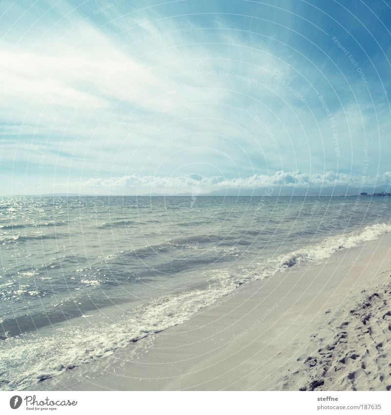 vamos a la playa Sand Wasser Himmel Wolken Horizont Sommer Schönes Wetter Wellen Küste Strand Meer Mittelmeer Mallorca Erholung Ferien & Urlaub & Reisen