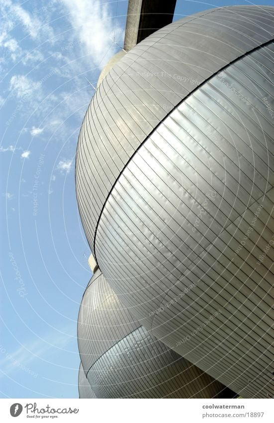 metal eggs Wolken Umwelt Klärwerk rund Stil Architektur Industriefotografie Metall Gas modern