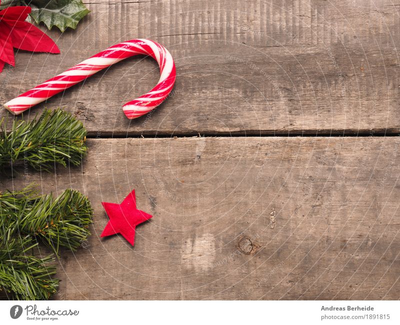 Weihnachtsdekoration auf Holz Süßwaren Glück Dekoration & Verzierung Tisch Weihnachten & Advent hell neu niedlich grün rot weiß Farbe Freude Tradition süß
