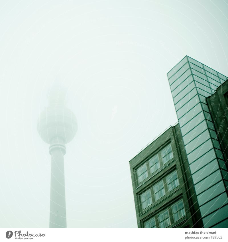 SANFTER RIESE Herbst schlechtes Wetter Nebel Regen Berlin Berlin-Mitte Stadt Hauptstadt Stadtzentrum Skyline Menschenleer Hochhaus Bauwerk Gebäude Architektur