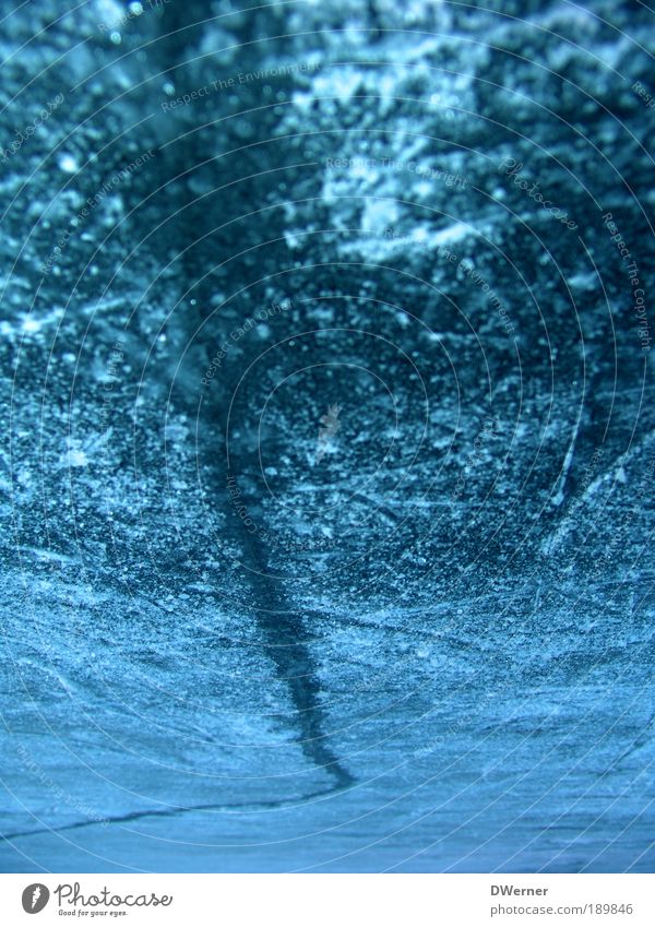 Plattenverschiebung Freizeit & Hobby Winter Schnee Baustelle Umwelt Natur Urelemente Wasser Klimawandel Eis Frost Küste Seeufer Teich Kristalle bedrohlich dünn