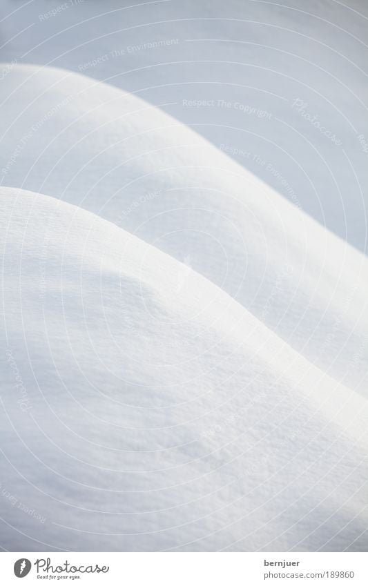 aufregende Kurven Schnee Hügel frisch Hintergrundbild abstrakt Menschenleer weiß Winter kalt Natur Landschaft Strukturen & Formen Tag Berghang ruhig