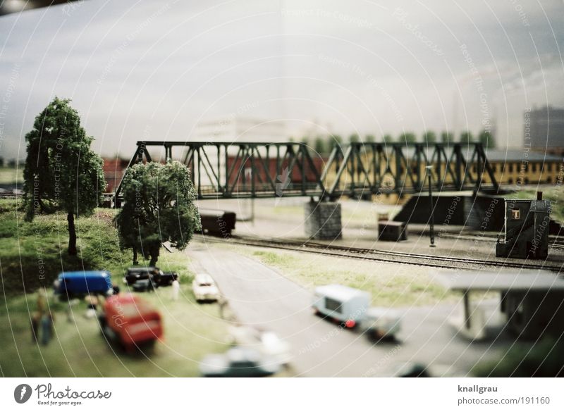 Miniaturwelt #1 Verkehr Autofahren Fußgänger Leben Ruhrgebiet Lastwagen Industrie Modelleisenbahn Brücke geschäftlich Arbeit & Erwerbstätigkeit Kohle