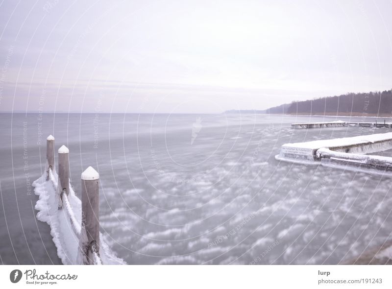 Der Photocaseeffekt Erholung ruhig Meer Winter Schnee Umwelt Natur Landschaft Urelemente Wasser Himmel Wolken schlechtes Wetter Eis Frost Wellen Küste Seeufer