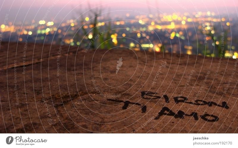 Sehnsucht Bergamos Italien Stadt bevölkert Mauer Wand Stein Schriftzeichen Verliebtheit Treue Romantik Liebeskummer Frustration Partnerschaft Erwartung Glück