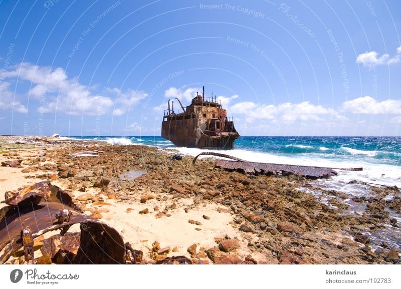 Karibik Schiffbruch Ferien & Urlaub & Reisen Meer Wellen Landschaft Erde Sand Wasser Horizont Sonnenlicht Küste Ruine Wasserfahrzeug Tourismus Verfall verrotten