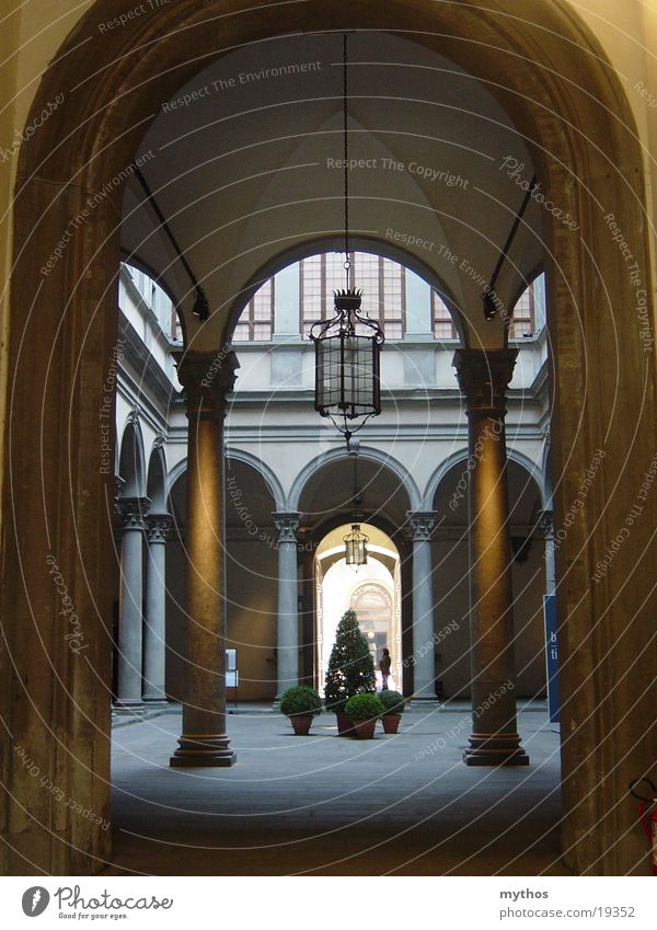 Palazzo in Florenz Haus Italien Architektur Innenhof Arkaden