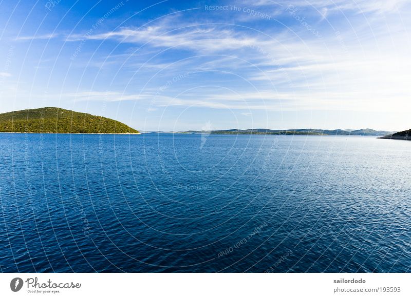 Adria Segeln Freiheit Sommerurlaub Meer Insel Umwelt Natur Landschaft Wasser Himmel Wolken Schönes Wetter Küste Bucht Nordsee blau Freizeit & Hobby Horizont