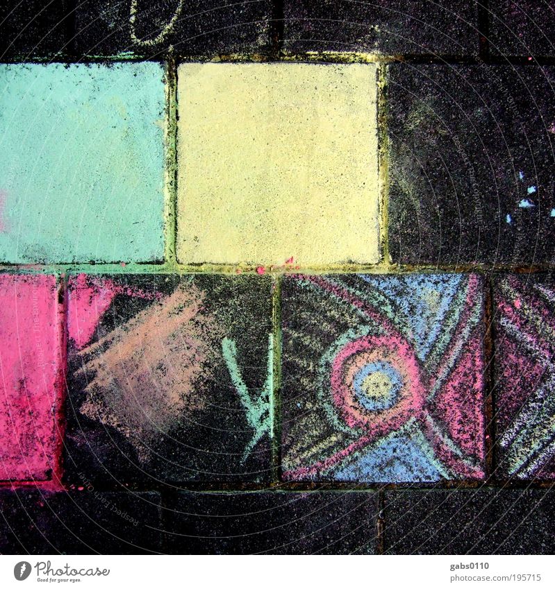 trostpflaster Glück Rauschmittel Freizeit & Hobby Spielen Handarbeit malen Kreide Pflastersteine mehrfarbig Muster Kreativität Freude gelb blau rosa