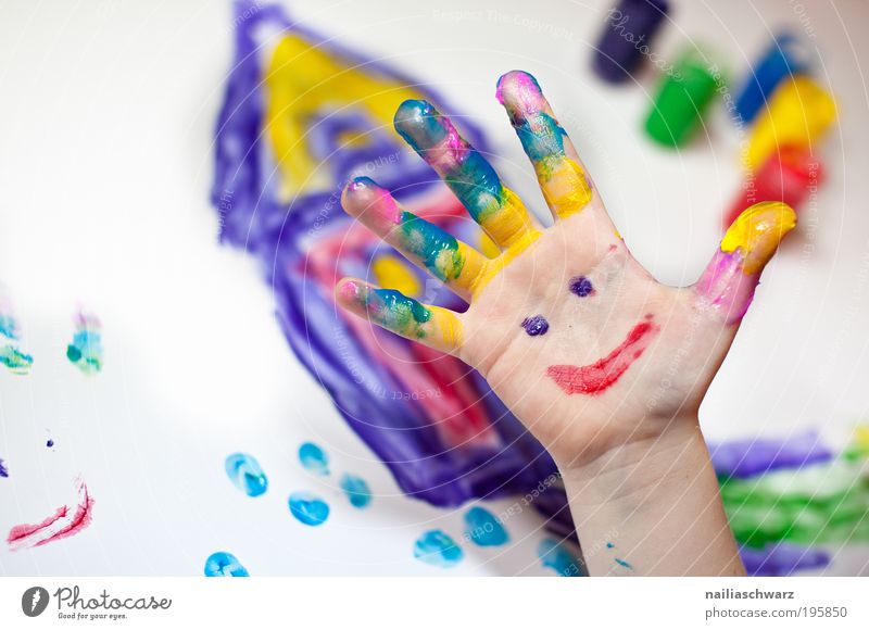 Fingermalen Freizeit & Hobby Spielen Basteln Kinderspiel zeichnen Kindergarten Mensch Kindheit Hand 1 3-8 Jahre Zeichen Glück positiv mehrfarbig gelb rot