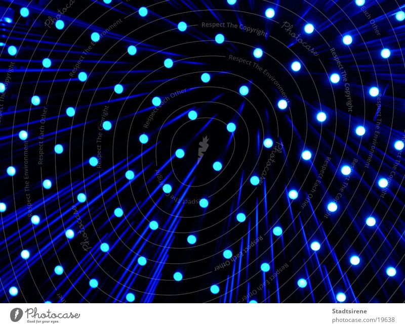 Bluematrix Lampe Ausstellung blau Matrix Raster CeBIT obskur Messe Stab Beleuchtung O2 O² Farbfoto Nahaufnahme Makroaufnahme Licht