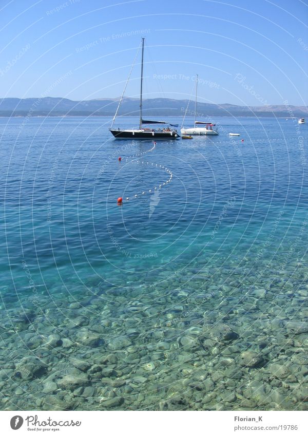Das Boot und das Meer Wasserfahrzeug blau Stein Klarheit