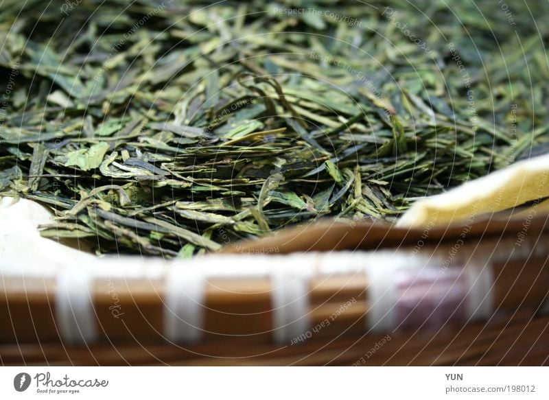 Korb mit Tee Schalen & Schüsseln Gesundheit Wohlgefühl Pflanze Blatt Nutzpflanze Duft trocken braun grün Durst genießen Waldmeister Teekorb Teepflanze